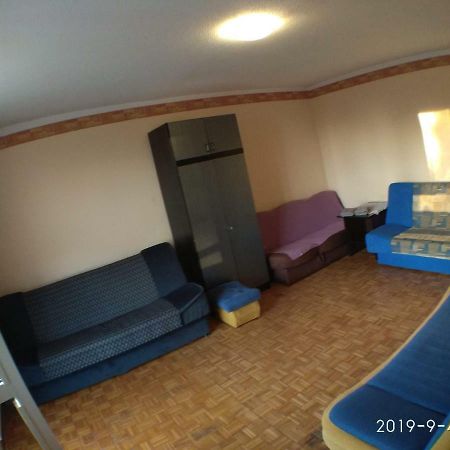 2020 Zwyciestwa 18 - Mieszkanie / Kawalerka / Studio Poznań Extérieur photo