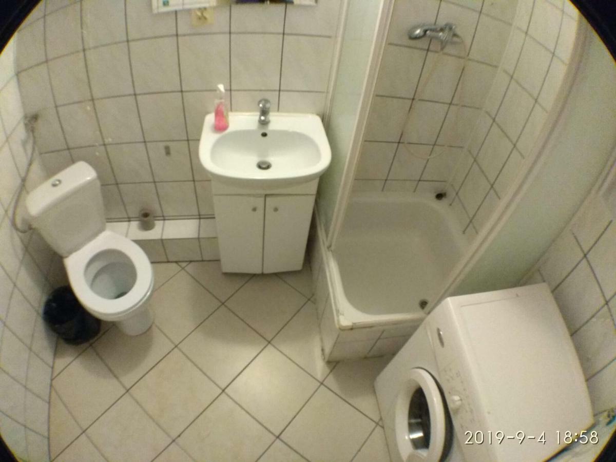 2020 Zwyciestwa 18 - Mieszkanie / Kawalerka / Studio Poznań Extérieur photo